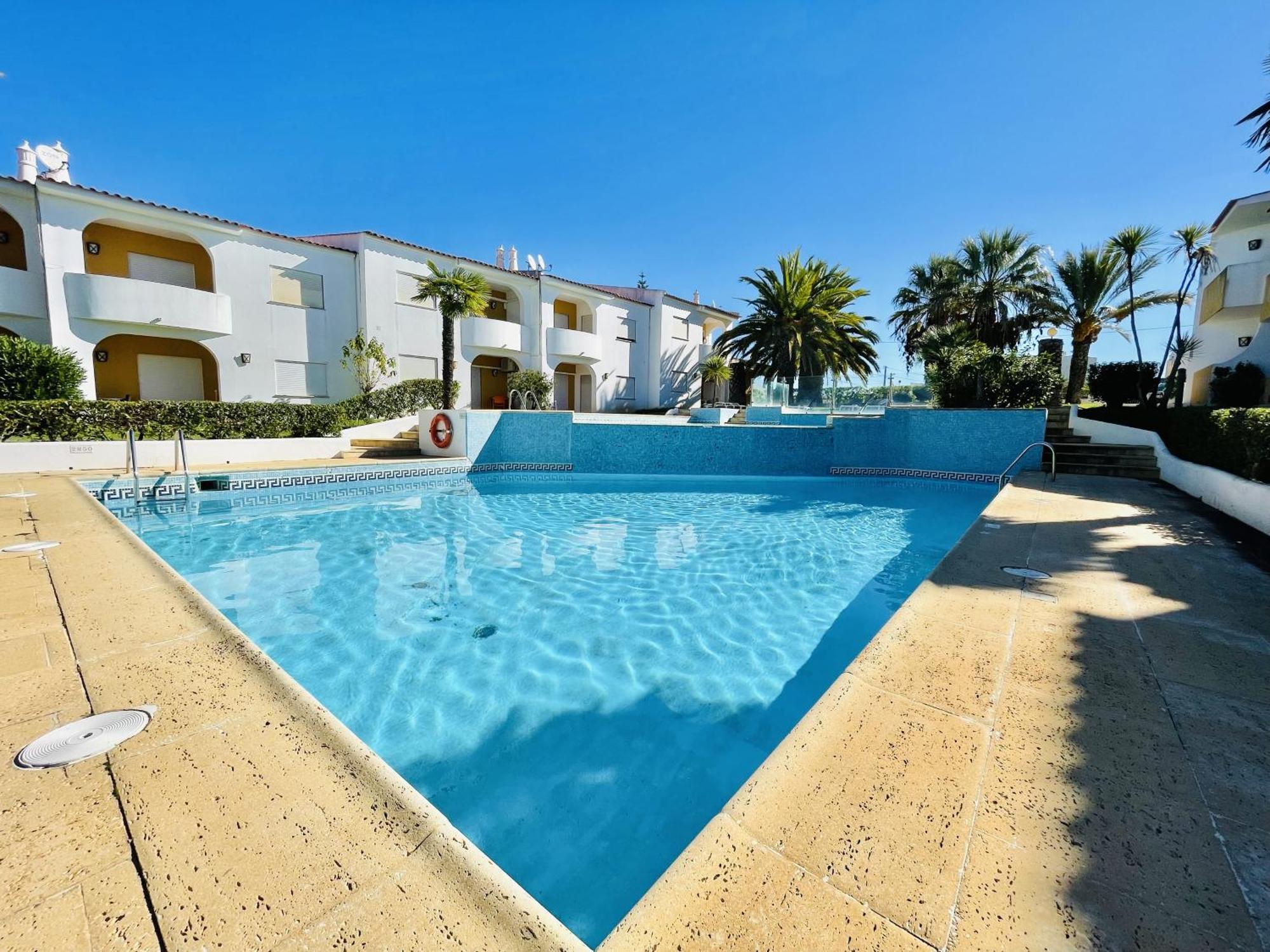 Lavanda - 2 Bedrooms - 3 Level Pool - Garden - Beach 1Km Estombar Exterior photo