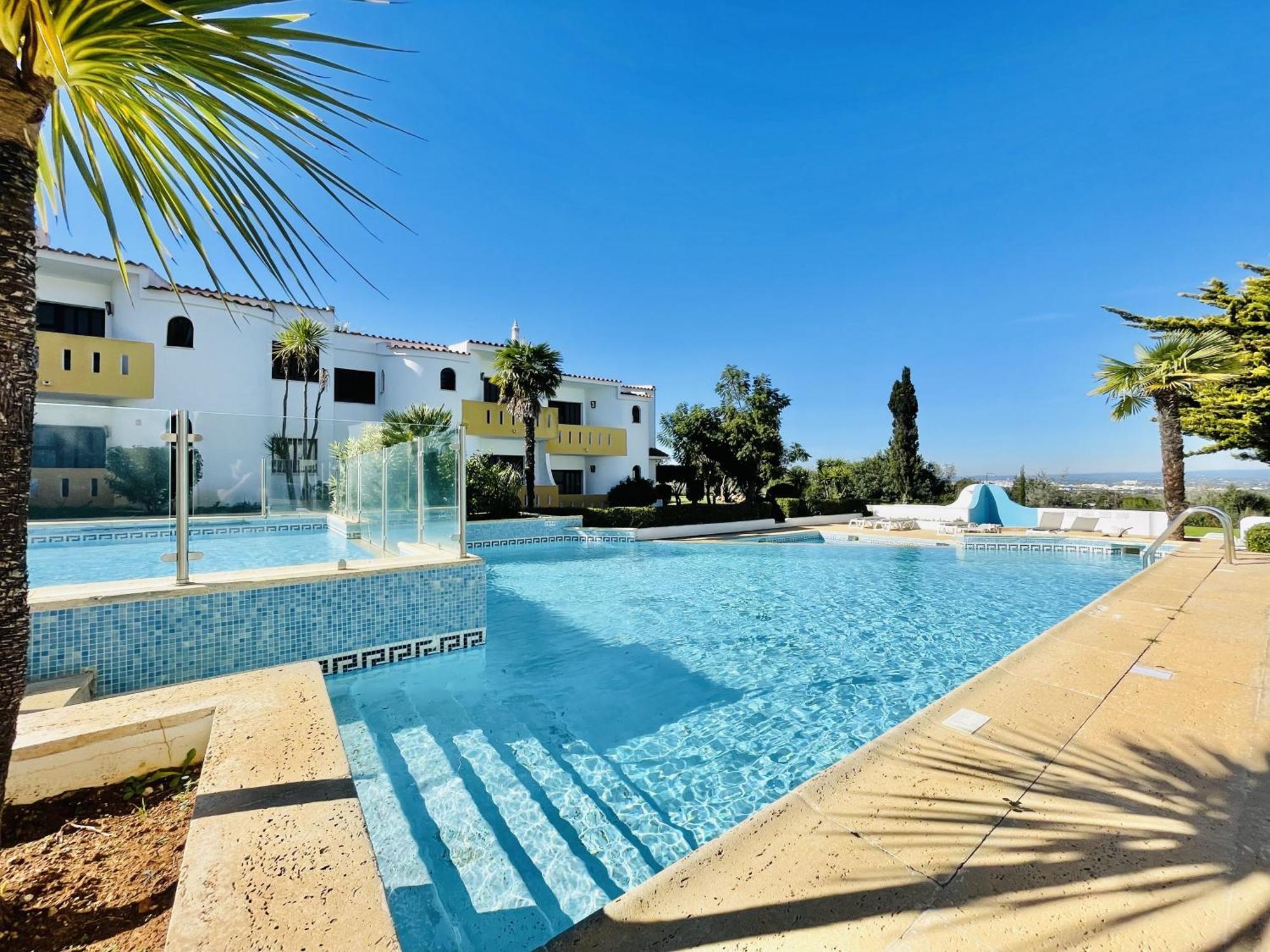 Lavanda - 2 Bedrooms - 3 Level Pool - Garden - Beach 1Km Estombar Exterior photo